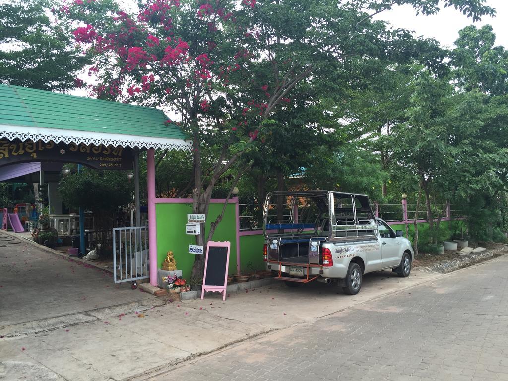 Sin U Rai Resort Ko Lan Buitenkant foto